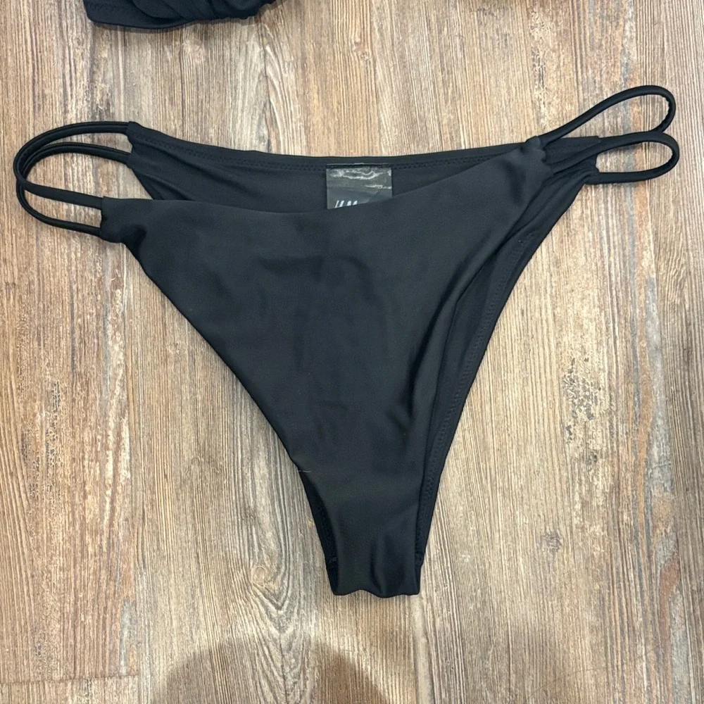 H&M Black Bikini Set - Picture 2 of 5
